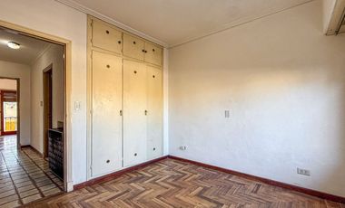 VENTA CASA EN BLOCK 2 AMB + 4 AMB DON BOSCO