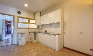 VENTA CASA EN BLOCK 2 AMB + 4 AMB DON BOSCO