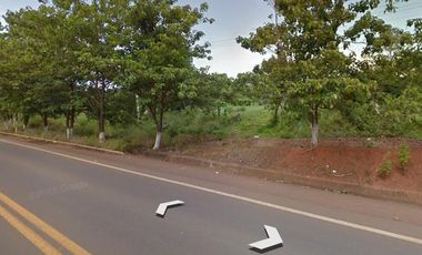Terreno en venta a pie de carretera Tepic-aguamilpa cerca de Laguna Mora en Tepic, Nayarit