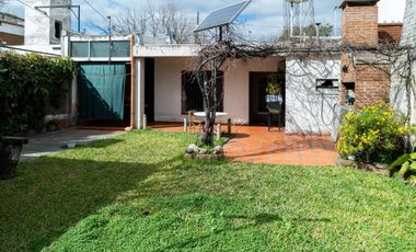 CASA DOS DORM + COCHERA Y PATIO VILLA CONSTITUCION