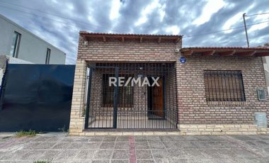 SE VENDEN OFICINA CORPORATIVA CON DEPOSITO