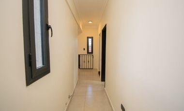 GRAN CASA SOBRE CALLE DEL SOL A METROS DE LA RUTA