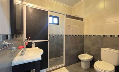 SE VENDE CASA QUINTA EXCELENTE ESTADO