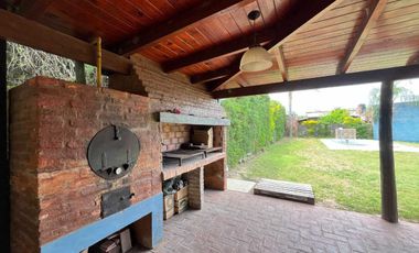 SE VENDE CASA QUINTA EXCELENTE ESTADO