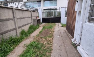 Casa en Arriendo en Casona en sector Oriente de Viña