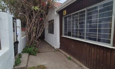 Casa en Arriendo en Casona en sector Oriente de Viña