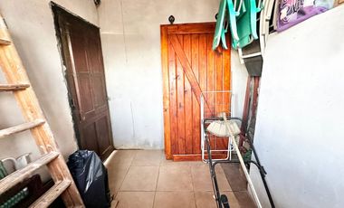 SE VENDE IMPECABLE CASA EN JARDINES DE LA COSTA II