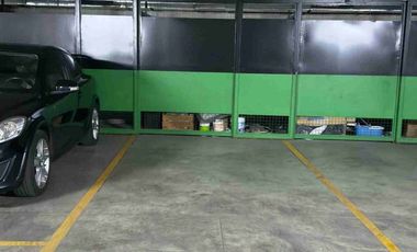 VENTA COCHERA CON BAULERA  PUERTO DE OLIVOS