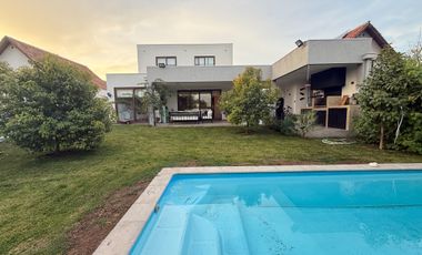 Casa en venta  en COLINA