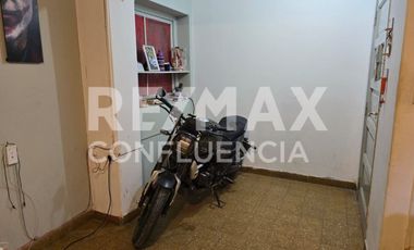 VENTA DE LOCAL COMERCIAL + CASA DOS DORMITORIOS