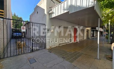 VENTA DE LOCAL COMERCIAL + CASA DOS DORMITORIOS