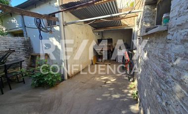 VENTA DE LOCAL COMERCIAL + CASA DOS DORMITORIOS