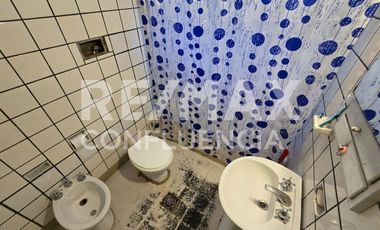 VENTA DE LOCAL COMERCIAL + CASA DOS DORMITORIOS