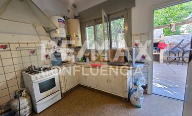 VENTA DE LOCAL COMERCIAL + CASA DOS DORMITORIOS