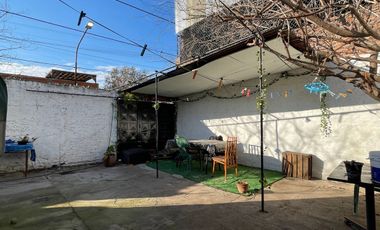 CASA 3 AMBIENTES CON TALLER BANFIELD APTO CREDITO