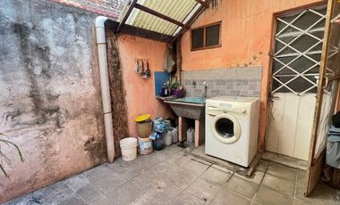CASA 3 AMBIENTES CON TALLER BANFIELD APTO CREDITO
