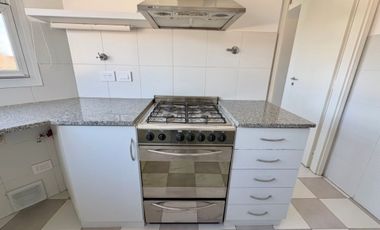 alq dormie 3 ambientes + depend 2 cocheras al rio