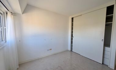 alq dormie 3 ambientes + depend 2 cocheras al rio