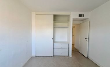 alq dormie 3 ambientes + depend 2 cocheras al rio