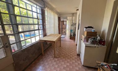 VENTA CASA 4 AMB CON COCHERA Y JARDIN  SAN MIGUEL
