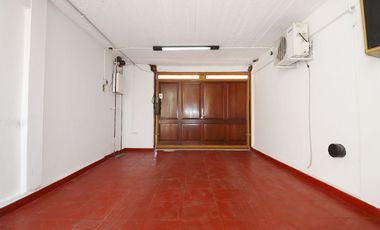 ESPECTACULAR CASA CON QUINCHO Y PILETA EN MORENO