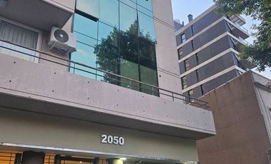 Cochera en exclusivo edificio