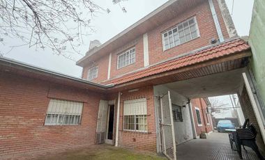 VENTA CASA MULTIFAMILIAR 7AMB + CASA 4AMB