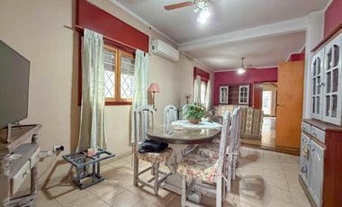 VENTA CASA MULTIFAMILIAR 7AMB + CASA 4AMB
