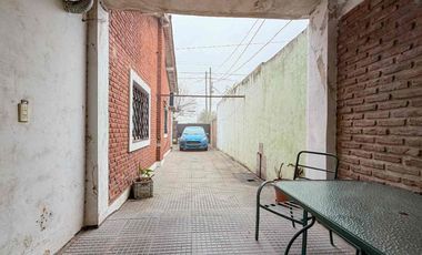 VENTA CASA MULTIFAMILIAR 7AMB + CASA 4AMB