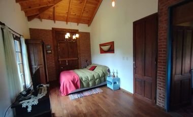 CASA 3 DORMITORIOS VENTA EL RODEO PARQUE Y PILETA