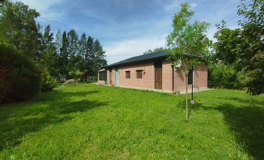 CASA 3 DORMITORIOS VENTA EL RODEO PARQUE Y PILETA