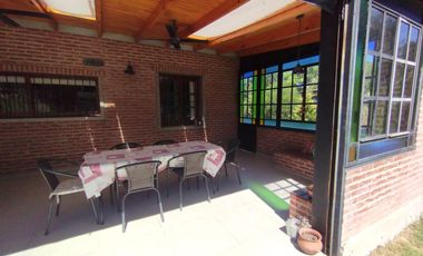 CASA 3 DORMITORIOS VENTA EL RODEO PARQUE Y PILETA