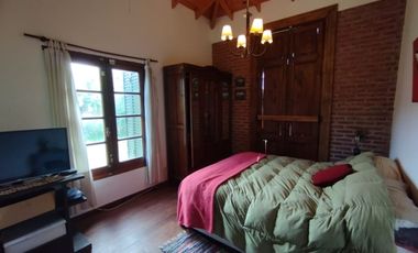 CASA 3 DORMITORIOS VENTA EL RODEO PARQUE Y PILETA