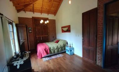 CASA 3 DORMITORIOS VENTA EL RODEO PARQUE Y PILETA