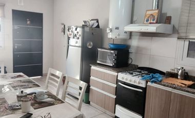 Venta de Dpto en Gob. Benegas Godoy Cruz Mza