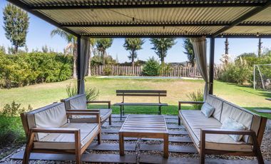 VENTA CASA 5amb B. SAN ISIDRO LABRADOR,DIQUE LUJAN