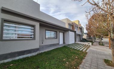 Casa en Alquiler