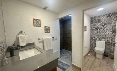 DEPARTAMENTO EN VENTA AMUEBLADO BAY VIEW GRAND MARINA PUERTO VALLARTA 2 NIVELES