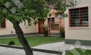VENTA Gran complejo de 4 departamentos de primera calidad