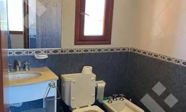 VENTA Gran complejo de 4 departamentos de primera calidad