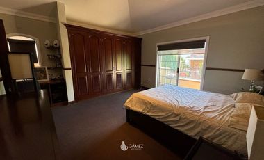 CASA EN VENTA O RENTA EN LOMAS DEL BOSQUE