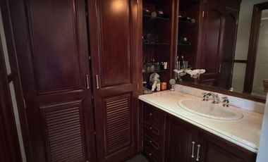 CASA EN VENTA O RENTA EN LOMAS DEL BOSQUE