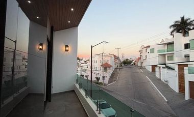 CASA EN RENTA NUEVA EN MONTEBELLO