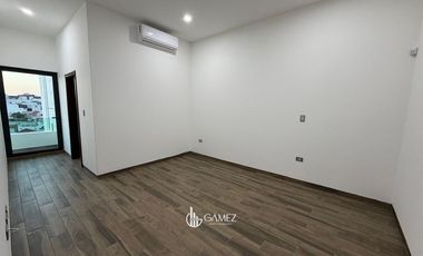 CASA EN RENTA NUEVA EN MONTEBELLO