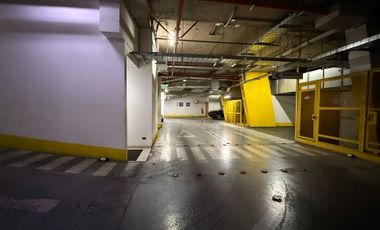 Estacionamiento en arriendo  en LAS CONDES
