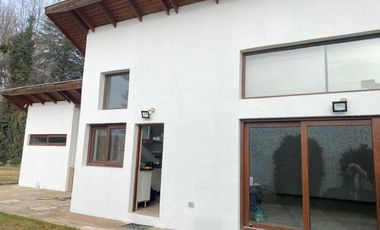 Casa en arriendo  en MACHALÍ