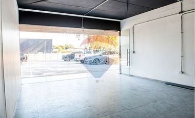 SE ARRIENDA LOCAL STRIP CENTER ISLA DE MAIPO