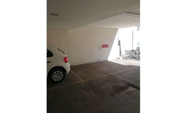 Estacionamiento Cerca Metro M Montt