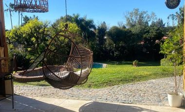 Casa de libertador al rio en la barranca