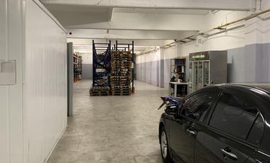 Excelente industria/deposito de 990 m2 cubiertos en 3 ptas. Villa Lynch Se vende con renta CALZADA